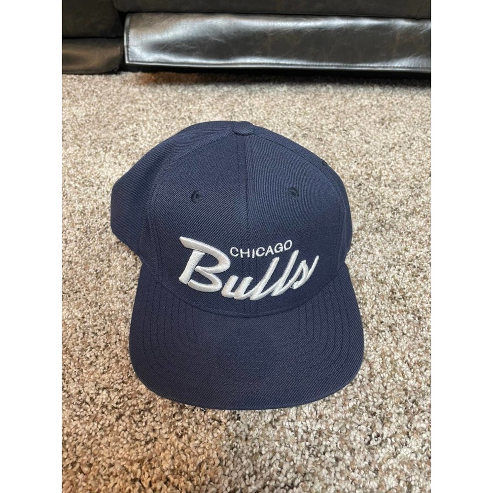 Chicago Bulls Script Hat bundle - Picture 6 of 8